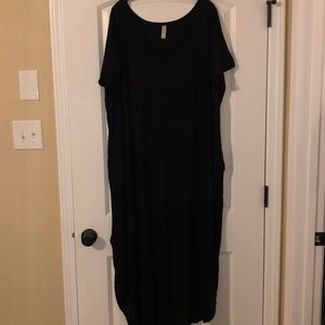Black Maxi